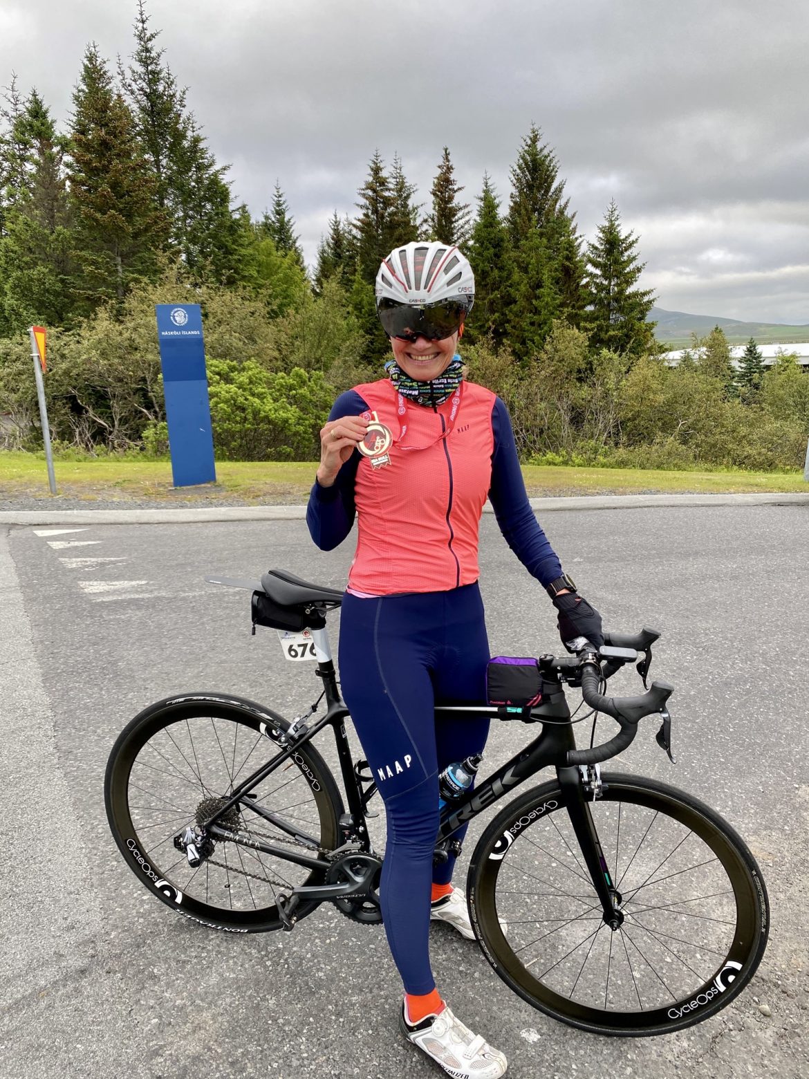 7F82CE56-908E-4A6B-9034-8B21914C5965