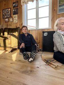 1CF3E370-48D6-4EDB-923C-1329947AB9B9