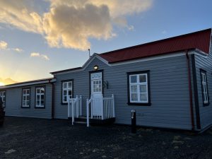 AB4E2CD0-03BD-402C-8DD7-86BB652BE695