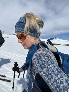 FC1DF4B9-EEFF-4F68-8C08-AEBCDA208271