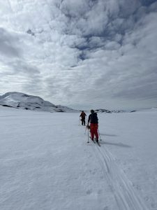 13A18B06-C2F8-4EBE-96D6-EC977691C923