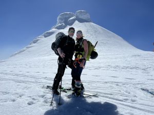 21C2EB61-ADBC-4DC7-AF7D-9A28DB82A19E