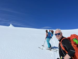 3BDDEF73-A44F-4151-A433-6B5B1A109069