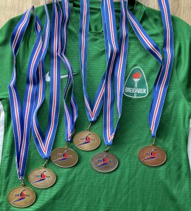 3D1A4B2B-BFB6-4438-B4EC-9098309752AE