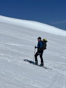 8E11E621-1F18-4013-8E57-DF6CB459B79A