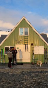 AA6A3482-46EF-4F29-9BC1-3C48F4680BFF