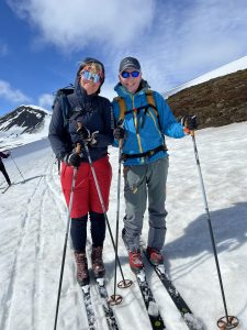 B9F4A142-4067-4AD0-A2D0-E616E21D1C77