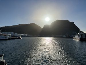 E42BA8DC-607A-4BDF-B7D0-7BAC79B45789