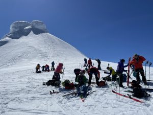 F86C1FF1-C311-404E-BE0F-80590B692C34