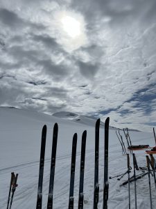 FAB0BD09-4735-4C49-85AE-1898CB0F9956