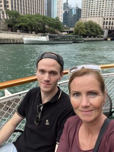 CE6B3C28-C47B-43CA-83D9-2F28C86739F6