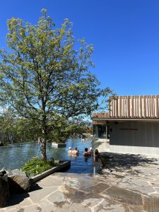 76585C50-2551-4D70-B330-7B93098019ED