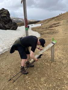 957933B7-1133-483F-9208-8EAF523ECBA9