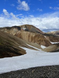 9998083C-888B-4B5B-9055-22B77D6A477F