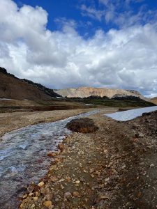 AFC20230-C194-4DE3-9F35-F9076190DE02