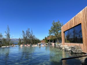 DFF25BE6-2DD6-4321-B610-B0B41D38A9BC