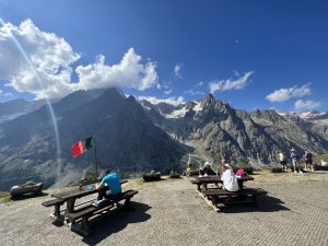 51930F74-0760-48D5-A6A9-D028EF7536ED