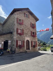 524B5579-3275-4E67-B36C-A34C6140BB66