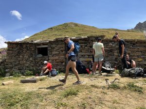 9CE2B891-7D63-4990-8A12-3AD00A698F43