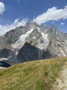 DA334F8A-9946-40DC-B36E-AA6D39229CD4