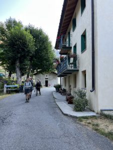 DD906A65-6887-4BB9-A6CE-C5AD480867CF