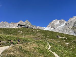 E93F6F6A-48D3-4C0F-8905-594EF3C17982