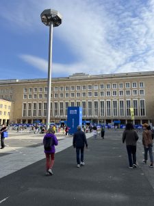 2B1F23BB-AA00-48AE-86E2-3B6C5FE1EFA5