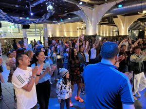 FEF64965-D407-4769-944B-62494C9B8B74