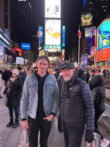 EEE3C6F1-02CF-4AFB-B6CC-0EFCAA2F02A6